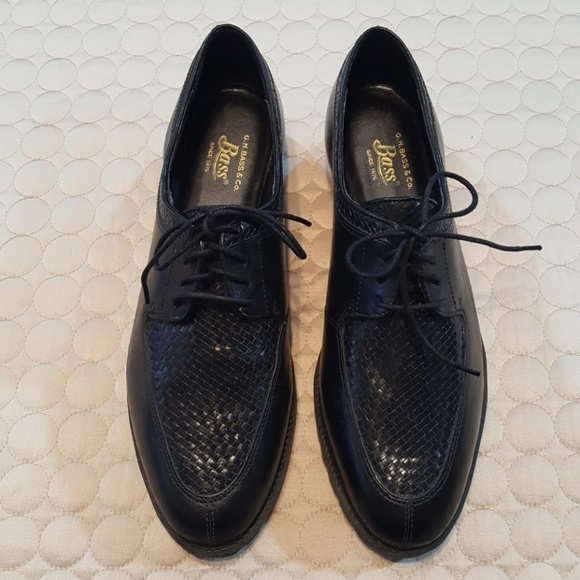 G.H. Bass & Co. Shoes - 🌱 Bass Weaved Leather Oxfords